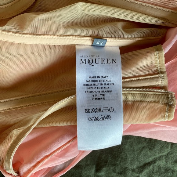 Alexander McQueen pink silk chiffon gown IT42 made in Italy S/S 2019 MSRP $3900 - Picture 12 of 16